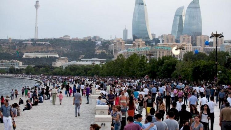 Bakıda əhalinin sayı kritik həddə çatıb...”
