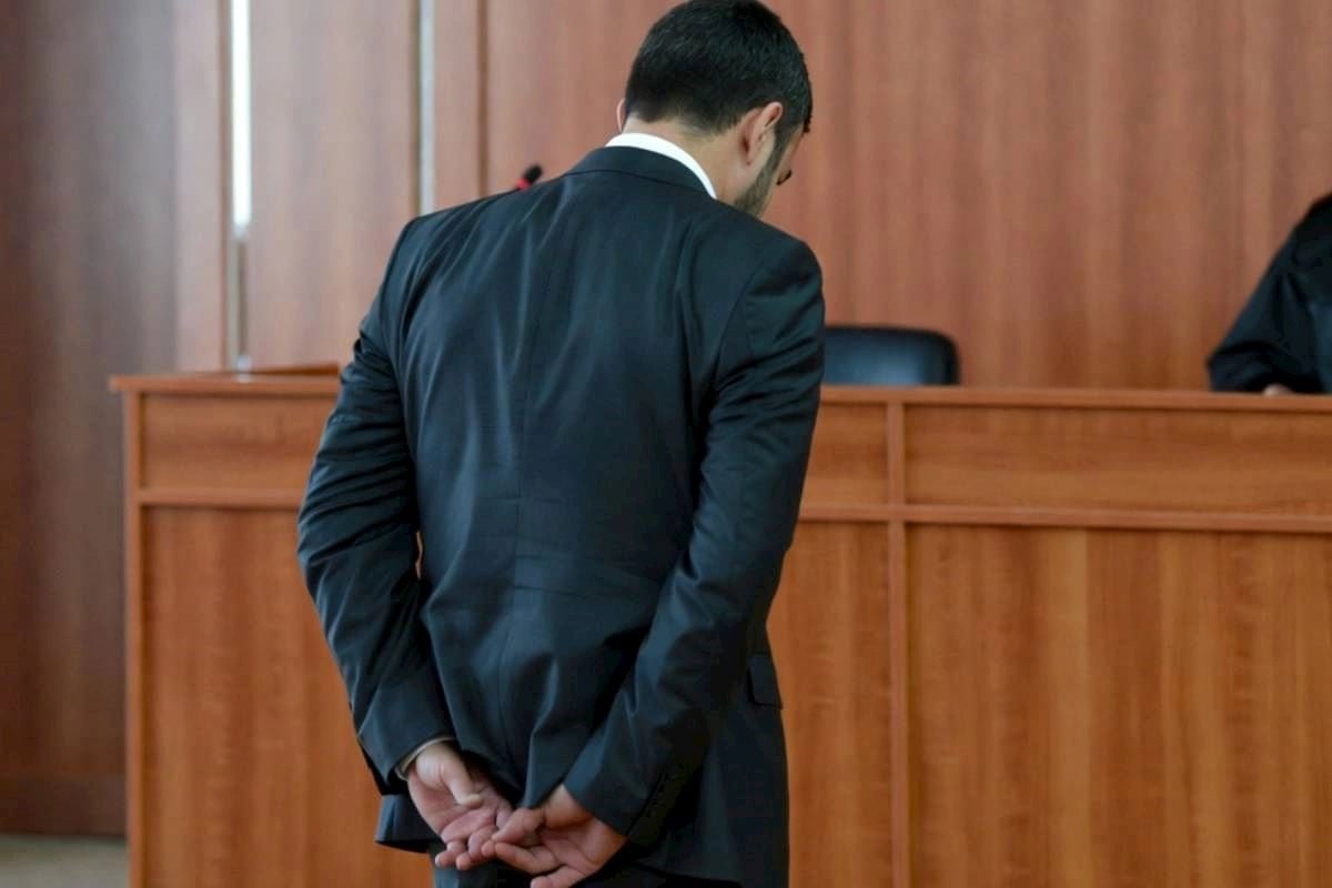 Binəqədidə ata oğlunu səs-küy yaratdığına görə bıçaqladı — Təfərrüat