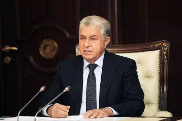 Deputat qarpız satan şəxsin iddiasına cavab verdi