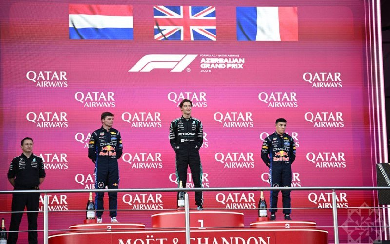 Formula 1 Azərbaycan Qran-Prisinin qalibləri mükafatlandırılıb.