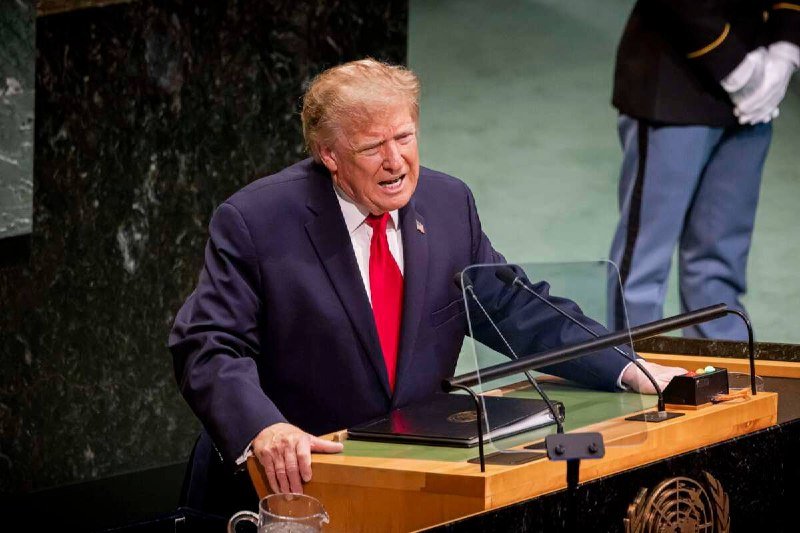 Donald Tramp süni intellektin adının “super intellekt”ə dəyişdirilməsi barədə fərman imzalayıb.
