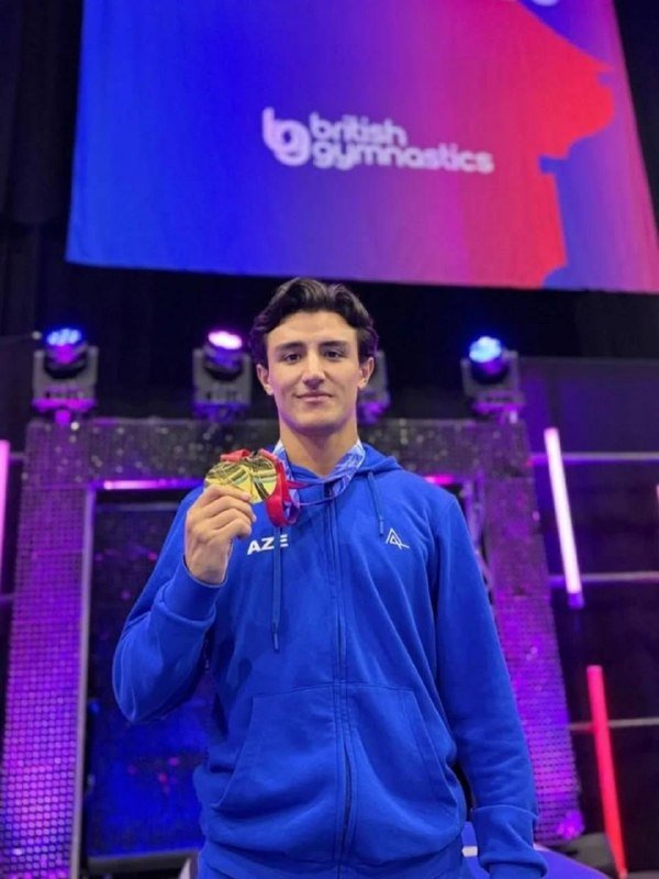 Tofiq Əliyev Böyük Britaniyada iki qızıl medal qazanıb