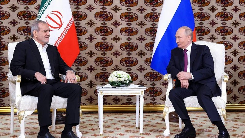 Pezeşkian Türkmənistanda Putinlə görüşüb